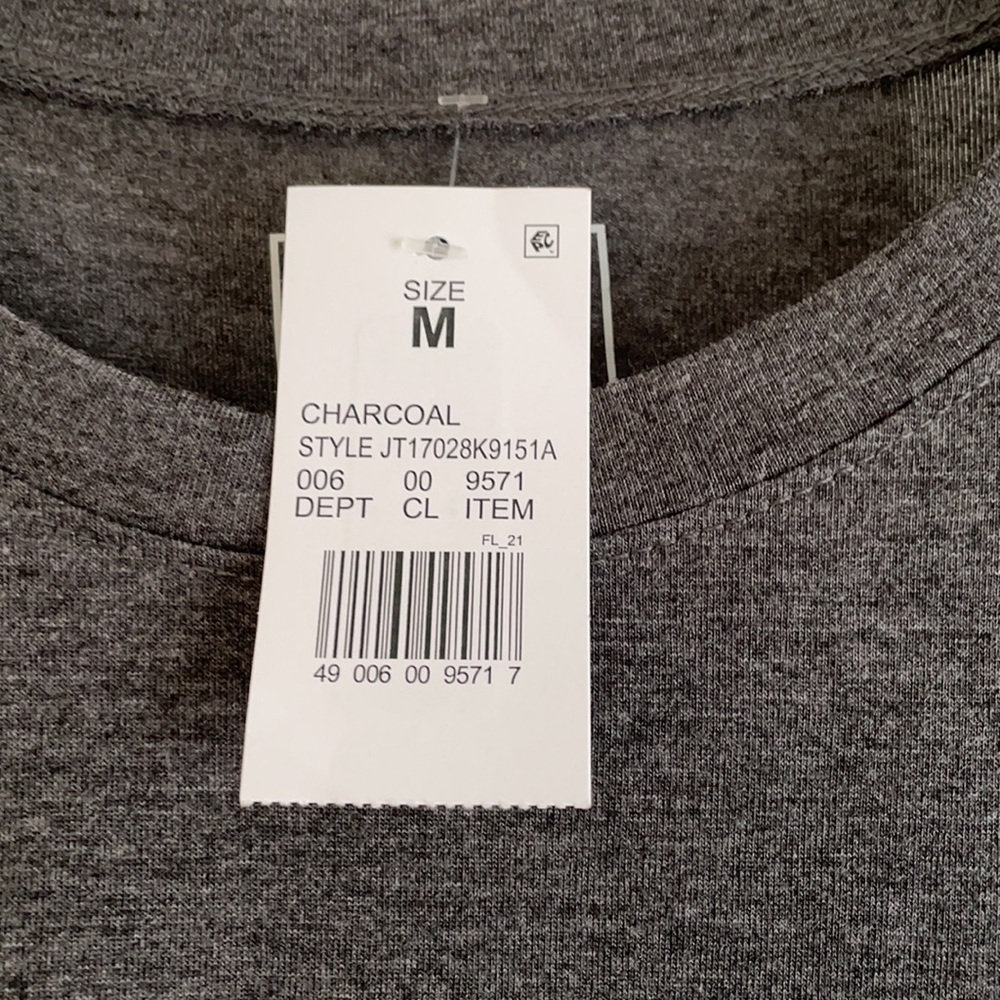 NWT! Dog Mom Tee 🐾 - Picture 3 of 8